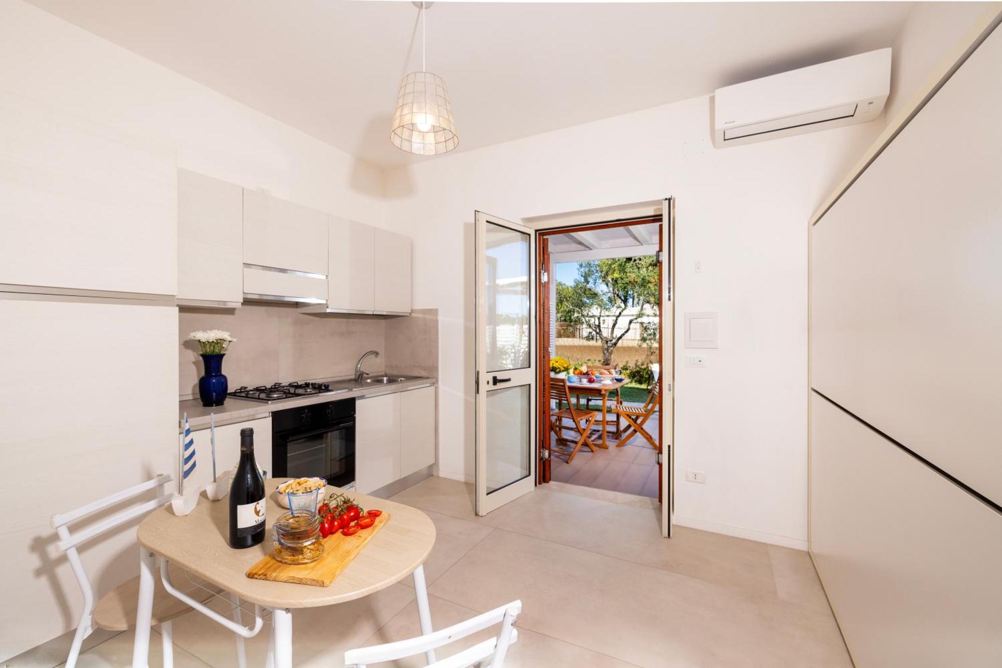Aria Di Mare Vieste - Luxury Apartments By The Sea Екстериор снимка